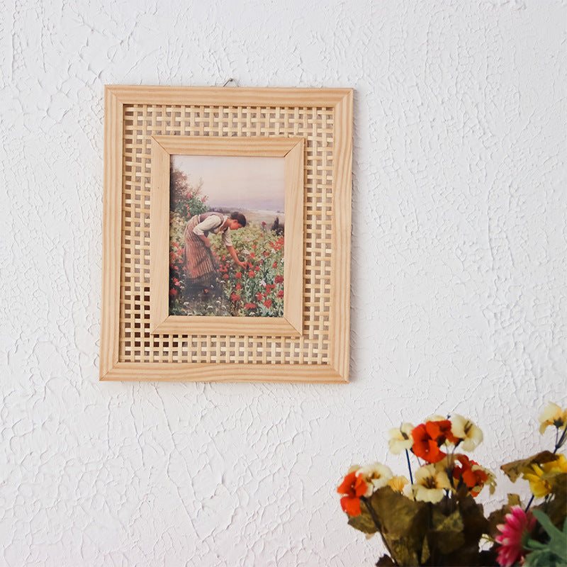 Artful picture frame in rattan design Kalsten