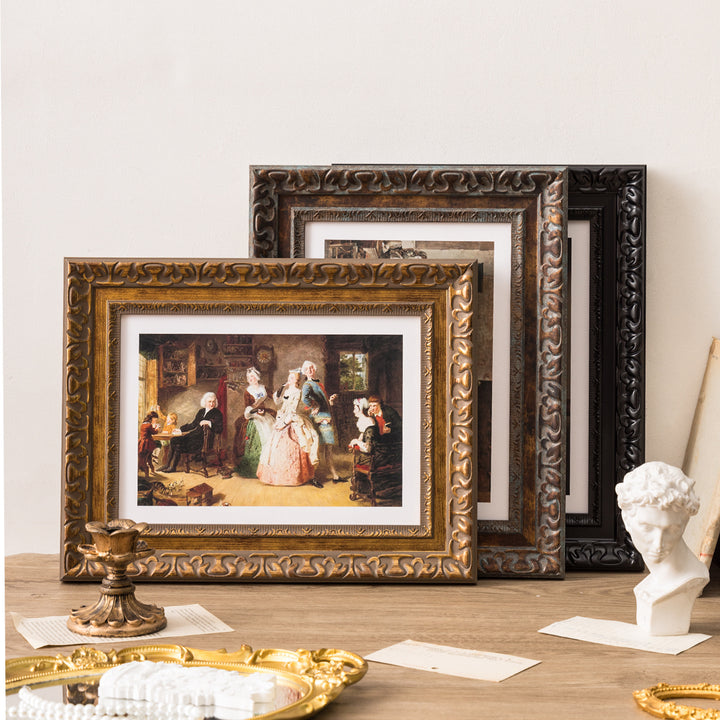 Ornate Vintage Picture Frame for Home Display