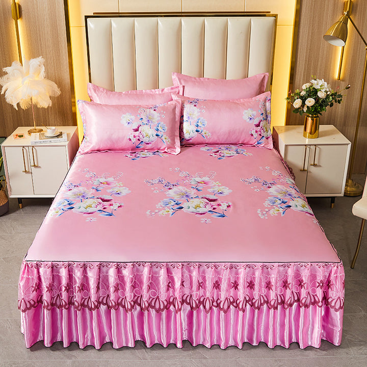 Ladies daybed cover with playful bear motif Kalsten
