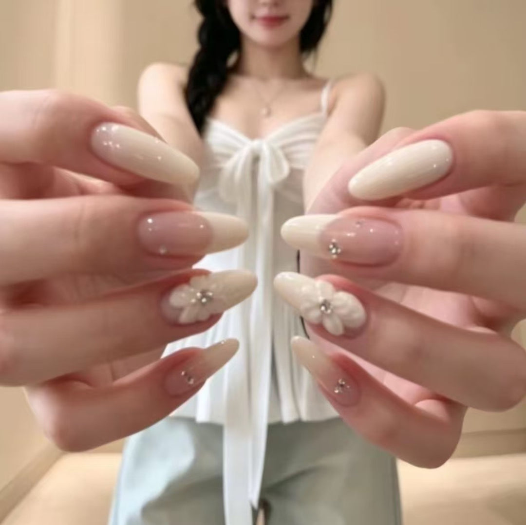 Floral Decorative Nail Extensions