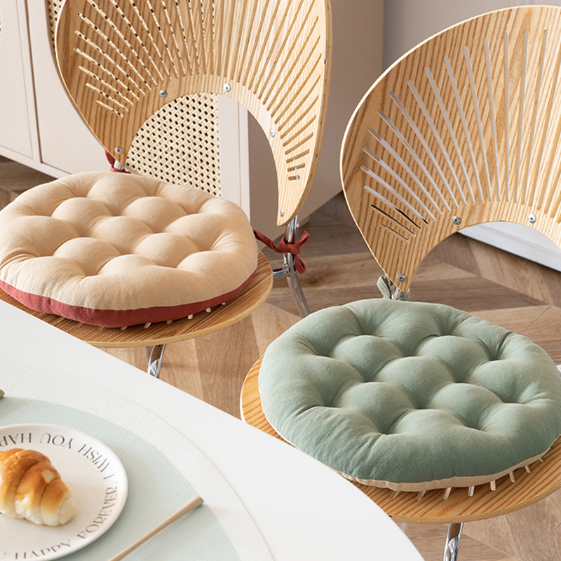 Round seat cushion with quilted tufted look and extra soft padding