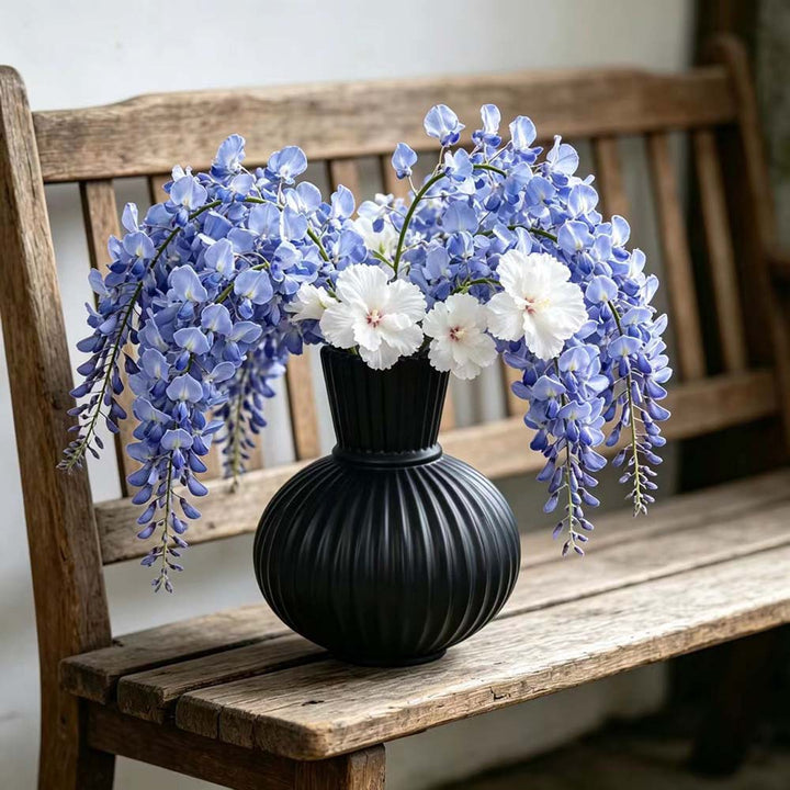 Elegant Ribbed Ceramic Vase Kalsten