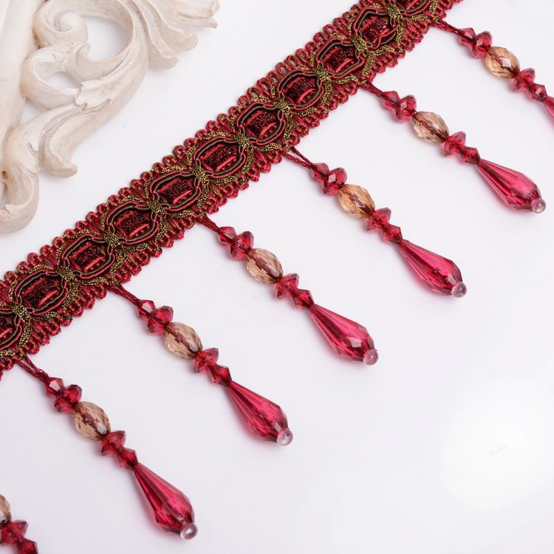 Embellished lace edge Kalsten