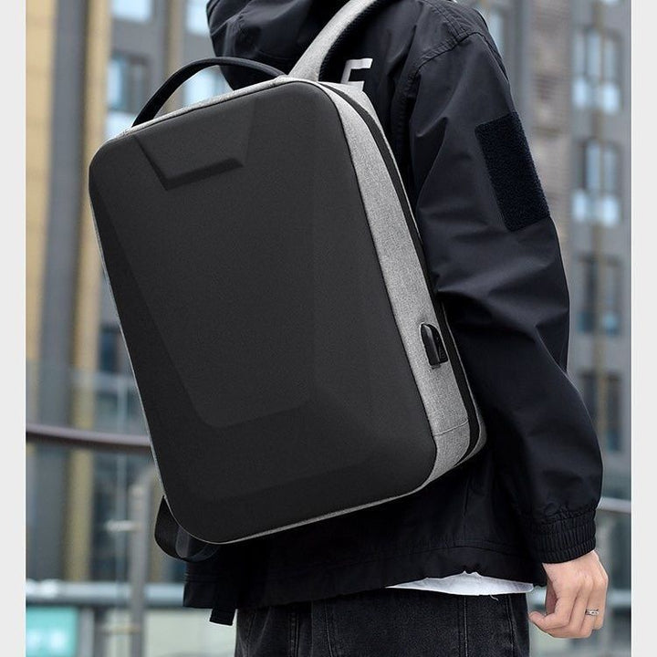 Elegant backpack with innovative hardcase Kalsten