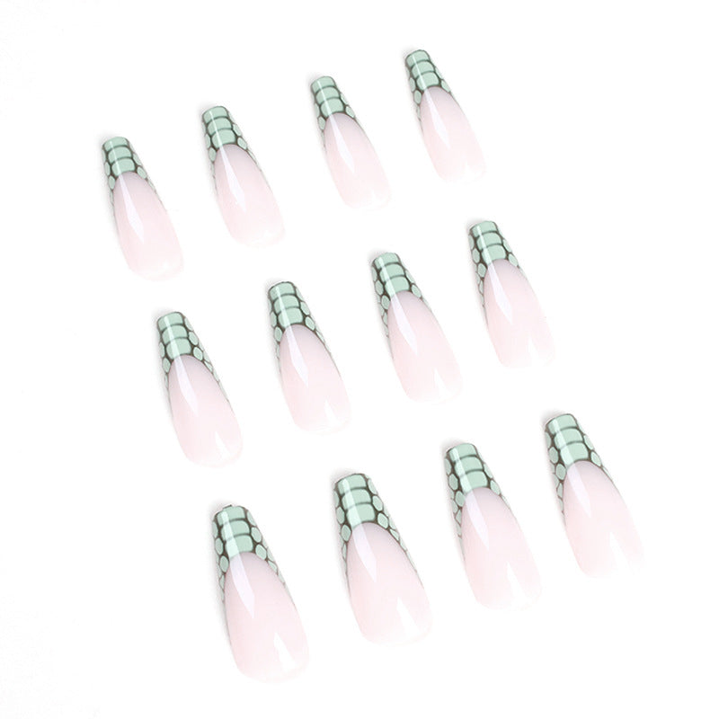 Artful gel nails with elegant snake pattern and high gloss Kalsten