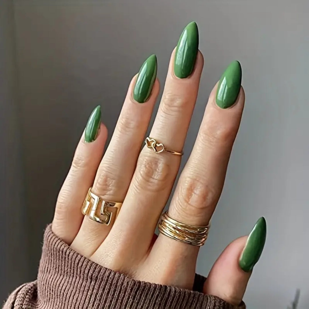 Glossy Almond-Shaped Nail Enhancements Kalsten