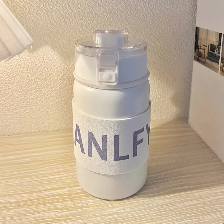 Ladies' insulated container with integrated safety closure Kalsten