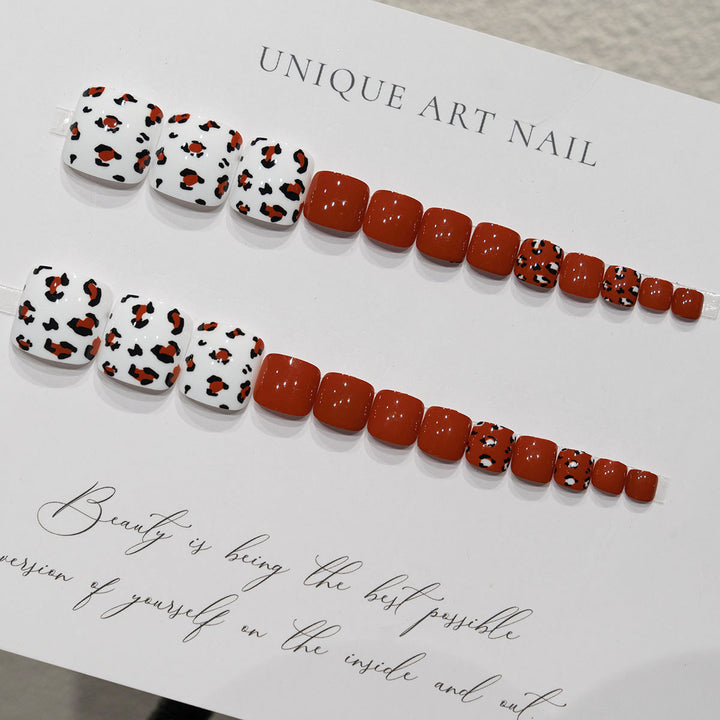 Trendy Animal Print Nail Art