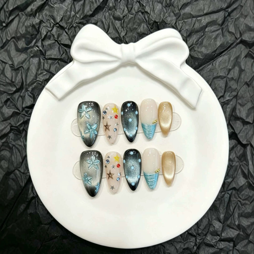 Artistic Nail Art Set with Starry Sky Design