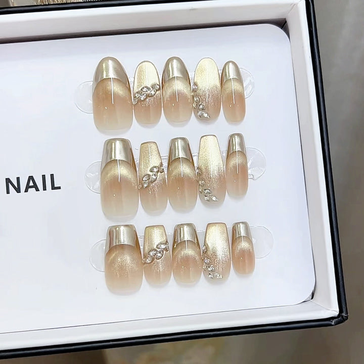Elegant Press-On Nail Art Set with Glamorous Details Kalsten