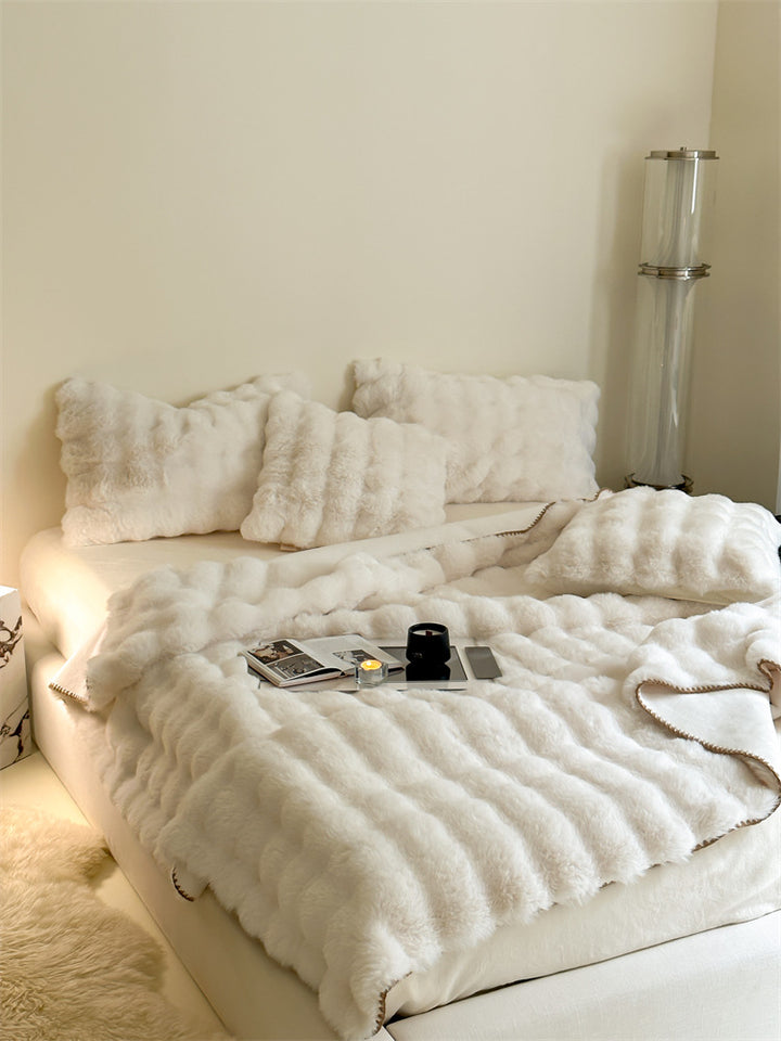 Luxury Faux Fur Blanket and Matching Cushion Set