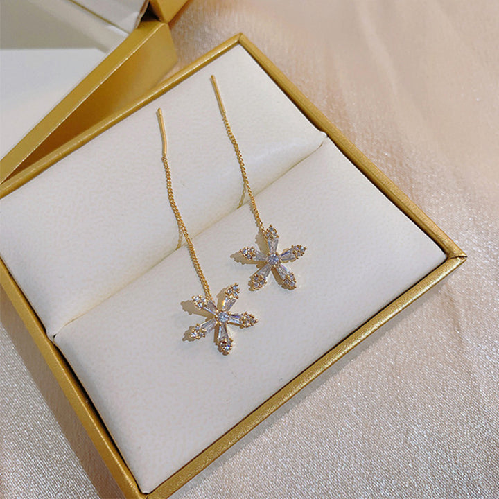 Elegant and Timeless Earrings with Sparkling Crystals Kalsten