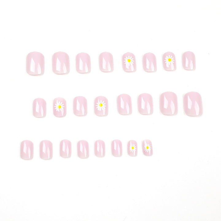 Artful Nail Art with Flower Motif Kalsten