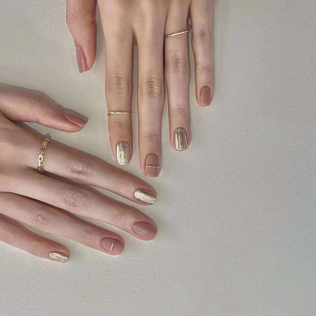 Elegant Press-On Nail Set with Metallic Accents