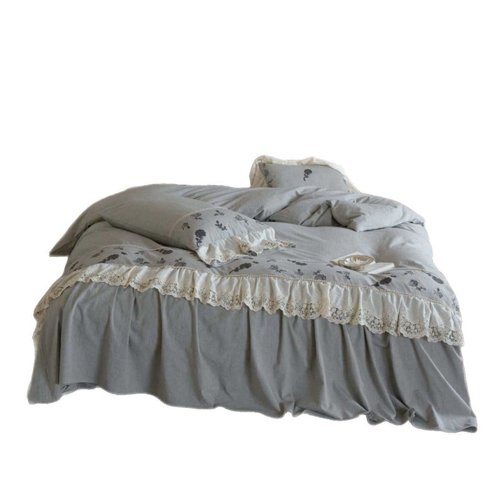 Luxurious cotton-linen bedding set with lace ruffle and floral embroidery