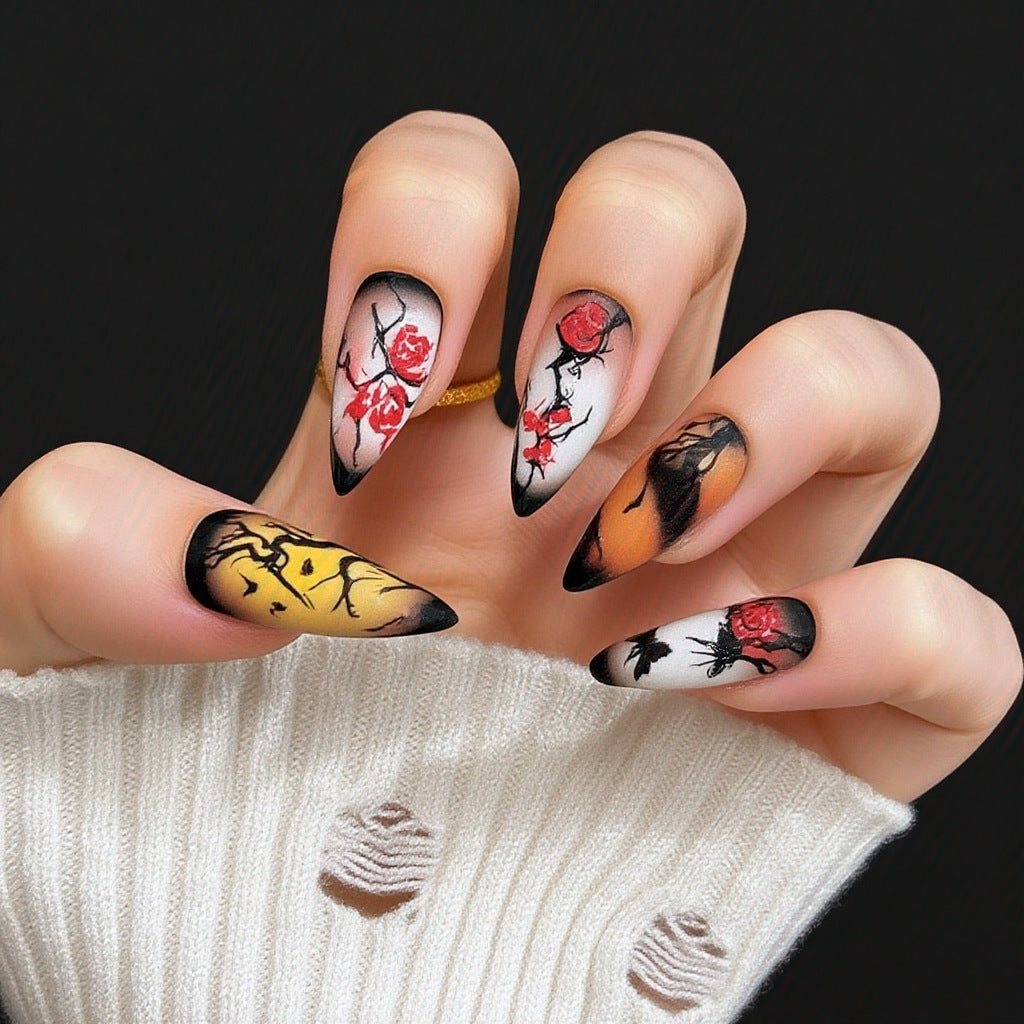 Artificial nails with creepy skull design Kalsten