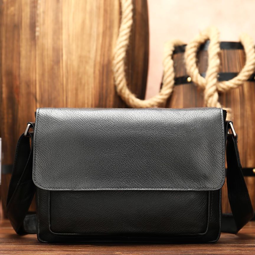Stylish Leather Crossbody Bag