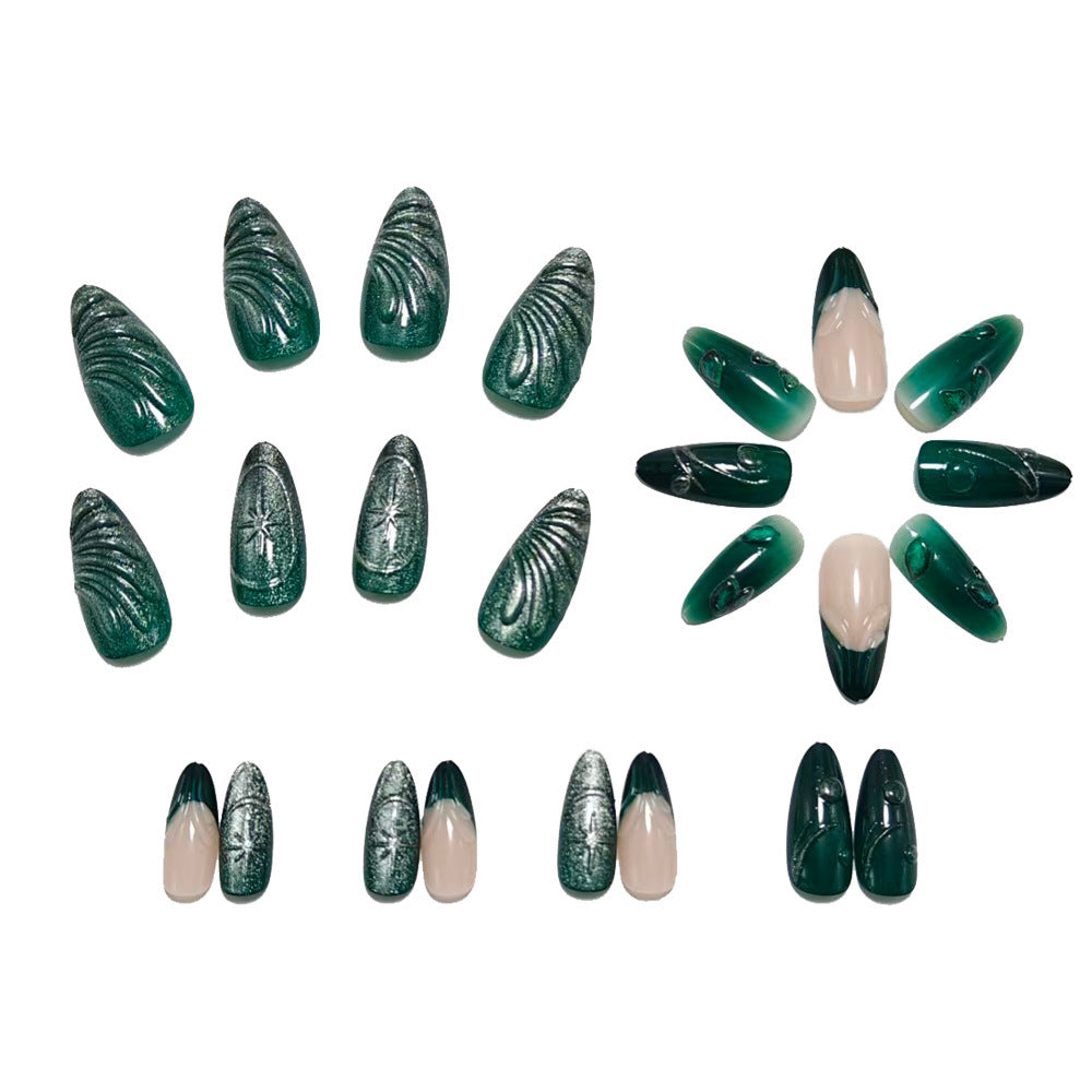 Artificial nails in an elegant design with botanical accents Kalsten