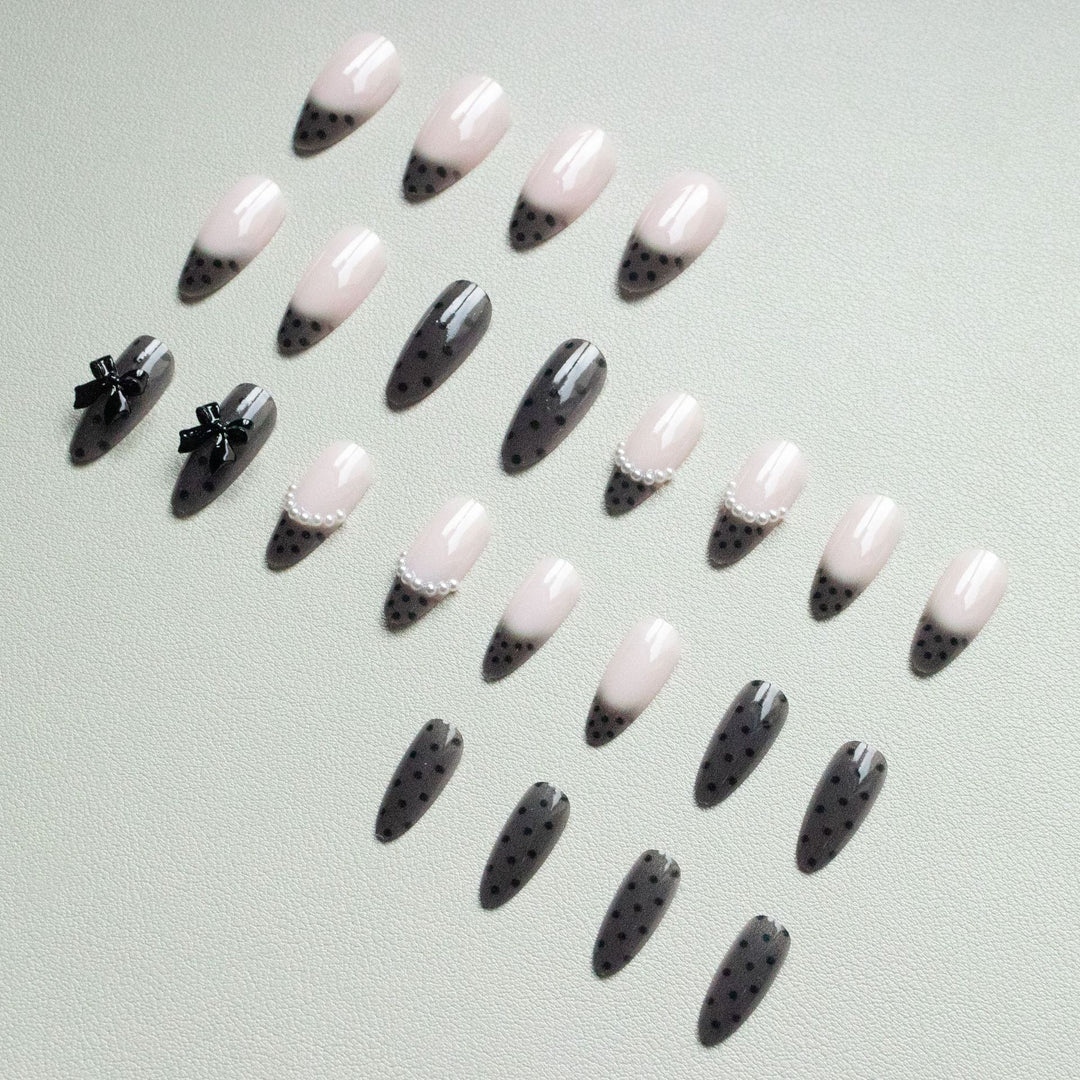 Elegant Nail Art Kit with Bow Embellishments