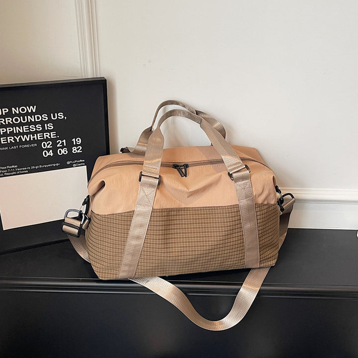 Versatile sports and travel bag with breathable material and robust design Kalsten