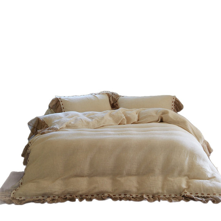 Washed linen duvet cover set with gathered edge and eyelet trim
