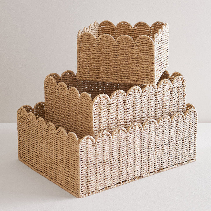 Decorative Woven Storage Tray with Scalloped Edges Kalsten