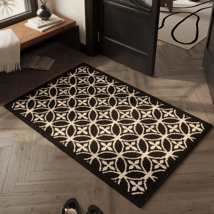 Decorative Geometric Patterned Entrance Mat