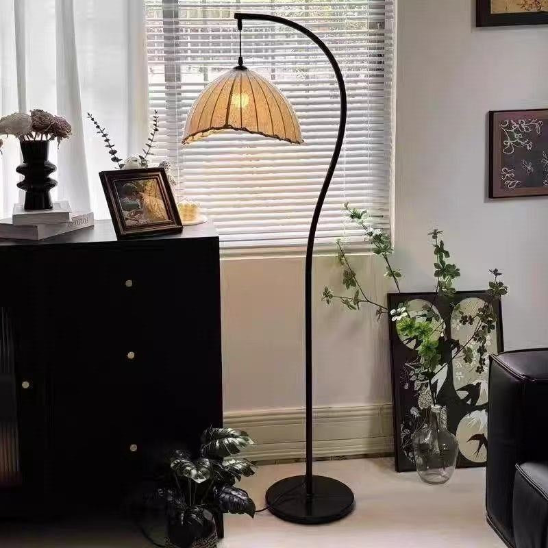 Elegant Arc Floor Lamp