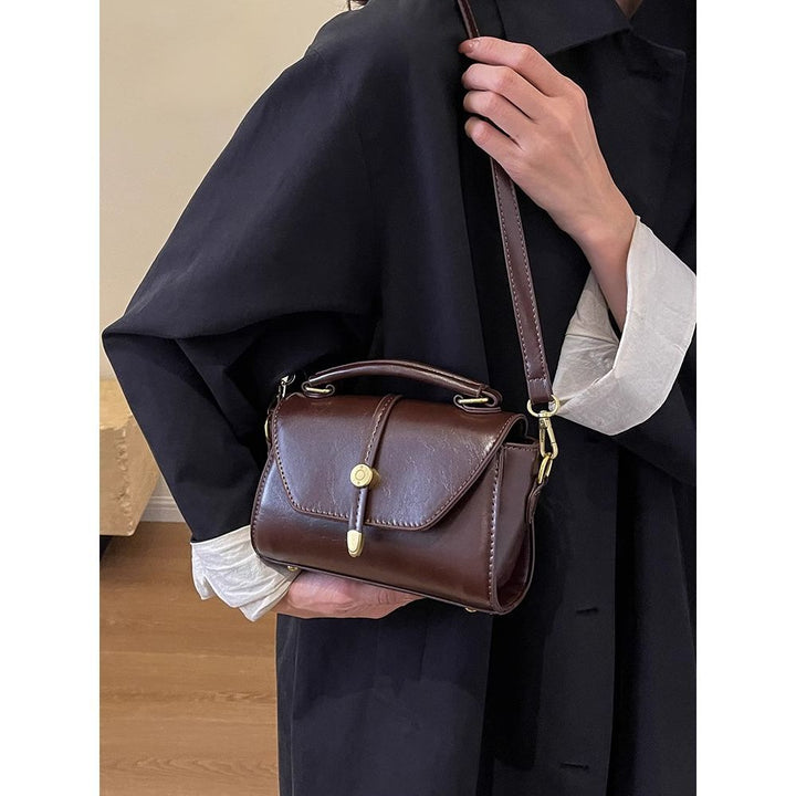 Elegant Structured Crossbody Handbag Kalsten