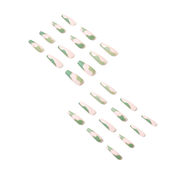 Artful Gel Nails with Elegant Wave Design and Gold Accents Kalsten