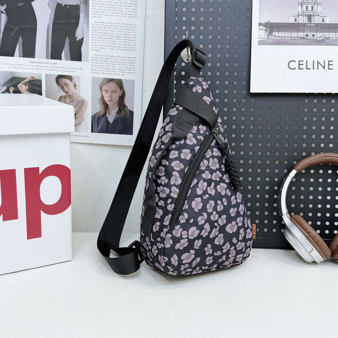 Crossbody bag with leopard print Kalsten