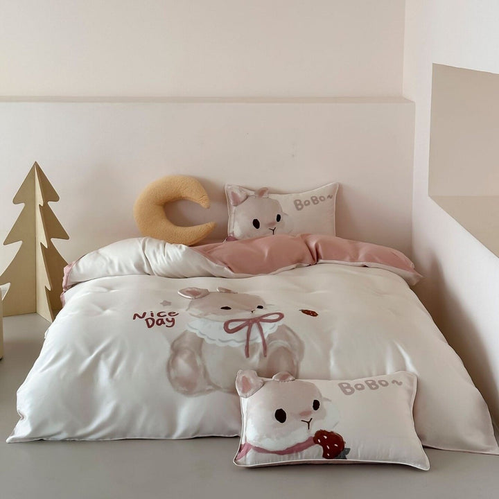 Child bedding set with cute penguin design made of soft cotton satin and extra soft pillow