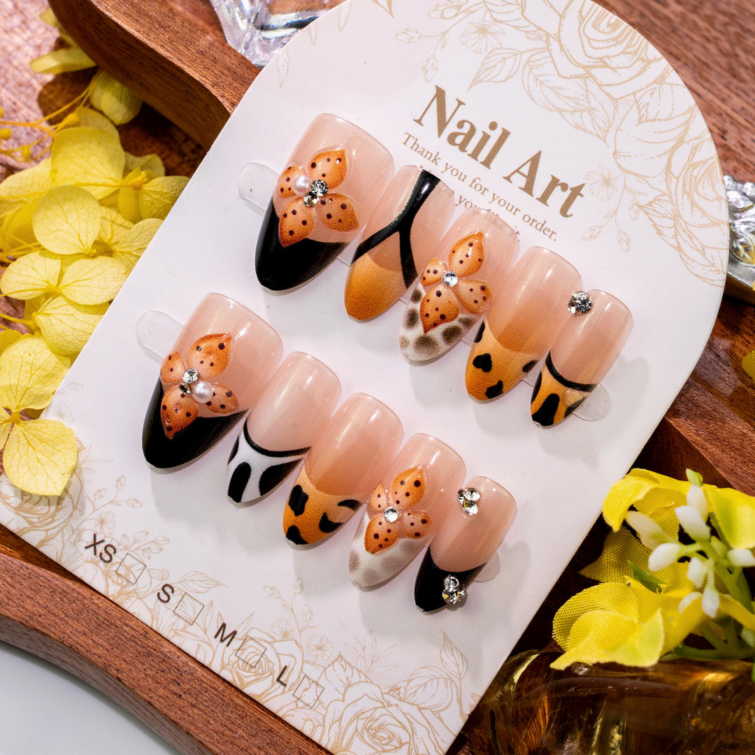 Artistic Press-On Nail Art Set with Floral and Leopard Patterns