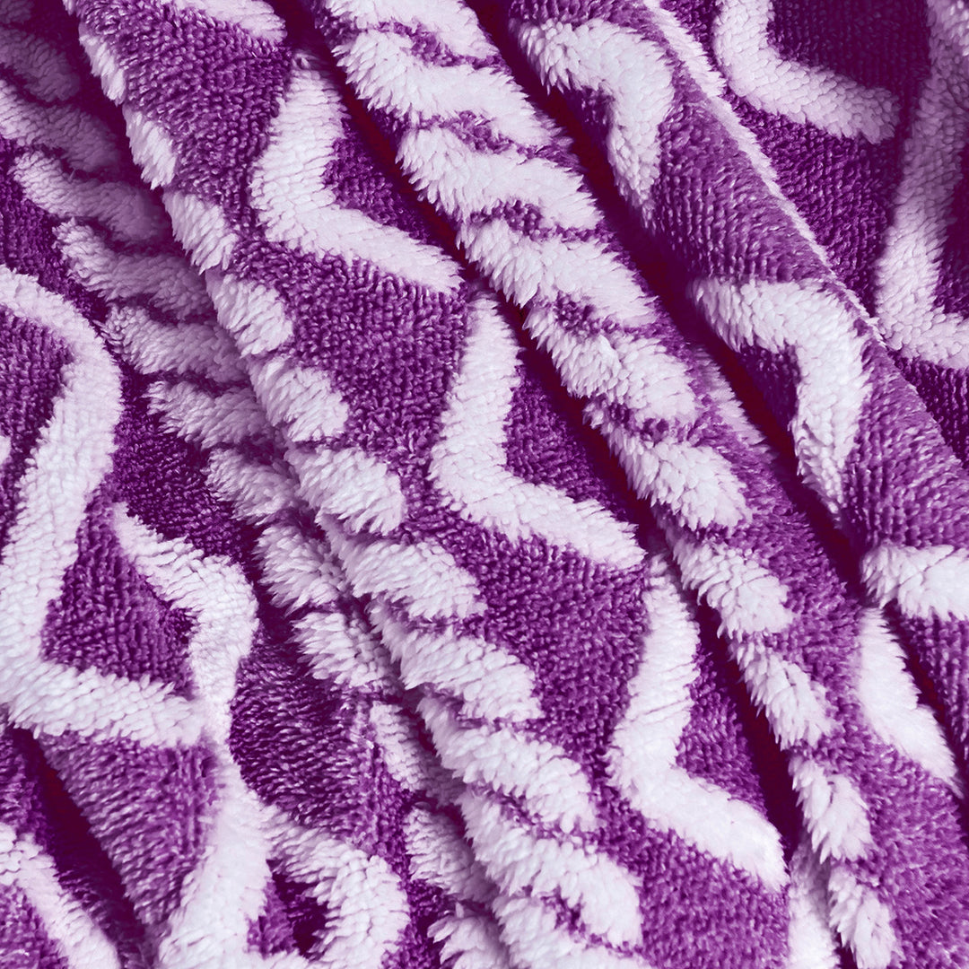 Women’s cuddly blanket in modern Boho design Kalsten