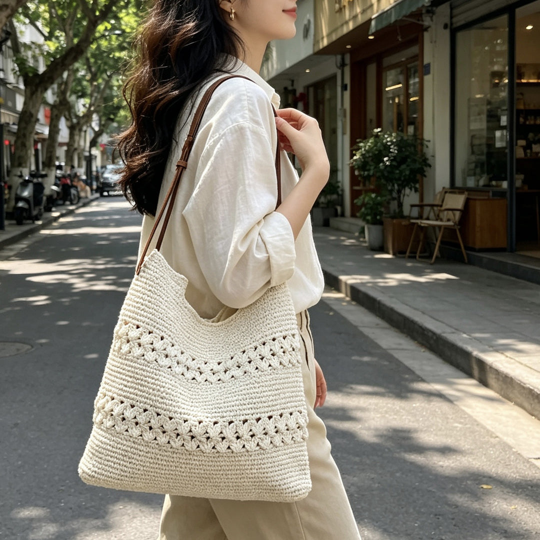 Hand-knotted shoulder bag with leather straps Kalsten