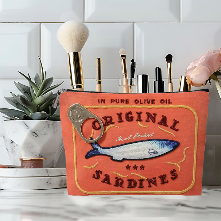 Embroidered Owl Textured Makeup Pouch With Zipper And Water-Resistant Lining
