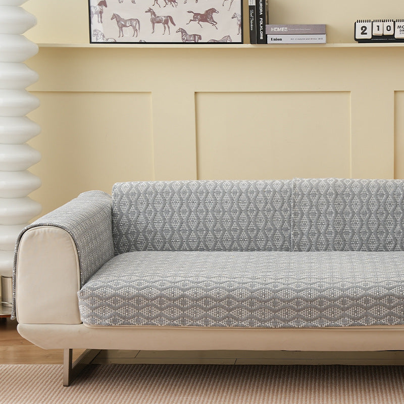 Low-Profile Lounge-Sofa with removable jacquard cover and rounded padded armrests