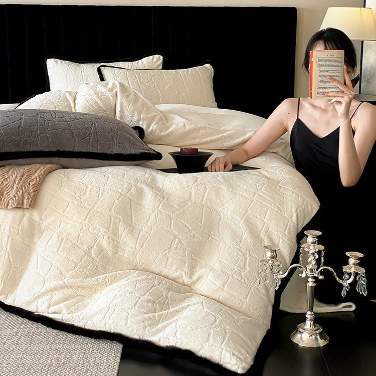 Luxurious Jacquard bedding set with structured relief quilting and contrast piping