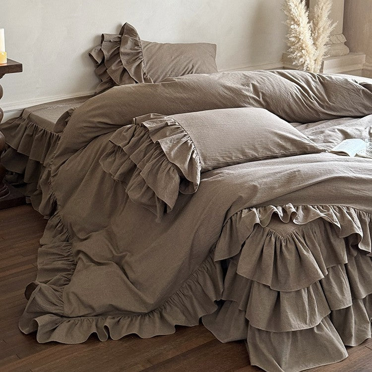Ruffled linen bedding set with multi-layered frill and washed soft texture
