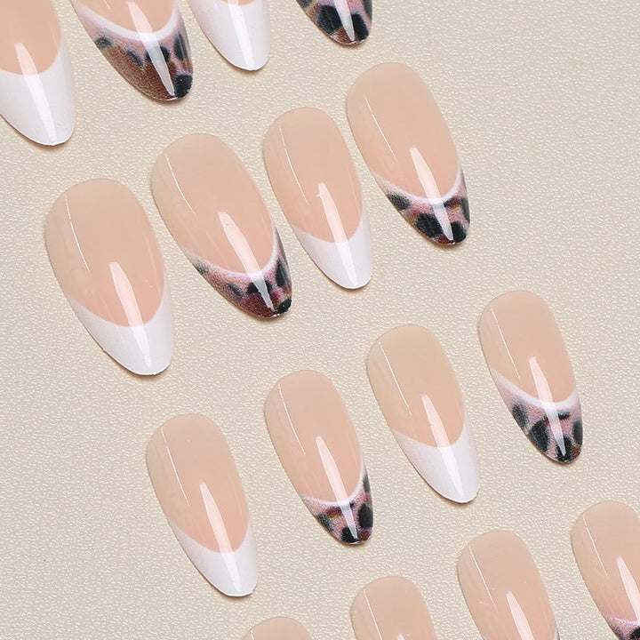 Chic Animal Print Press-On Nail Set