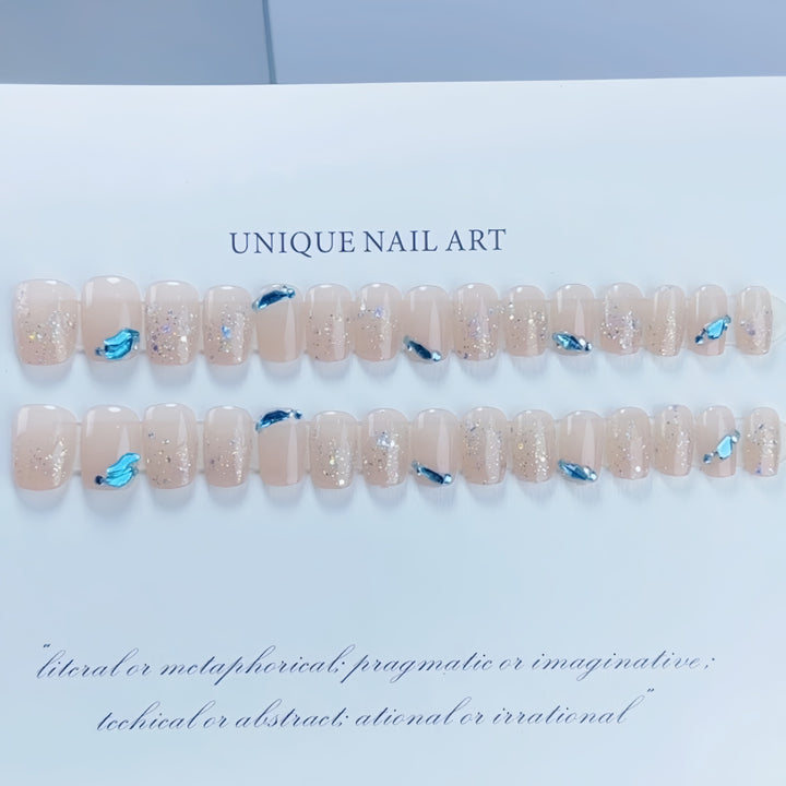 Artistic Decorative Press-On Nail Set Kalsten