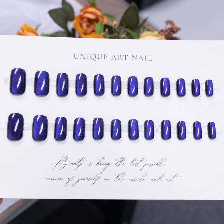 Glossy Press-On Nail Art Set with Blue Shimmer Finish