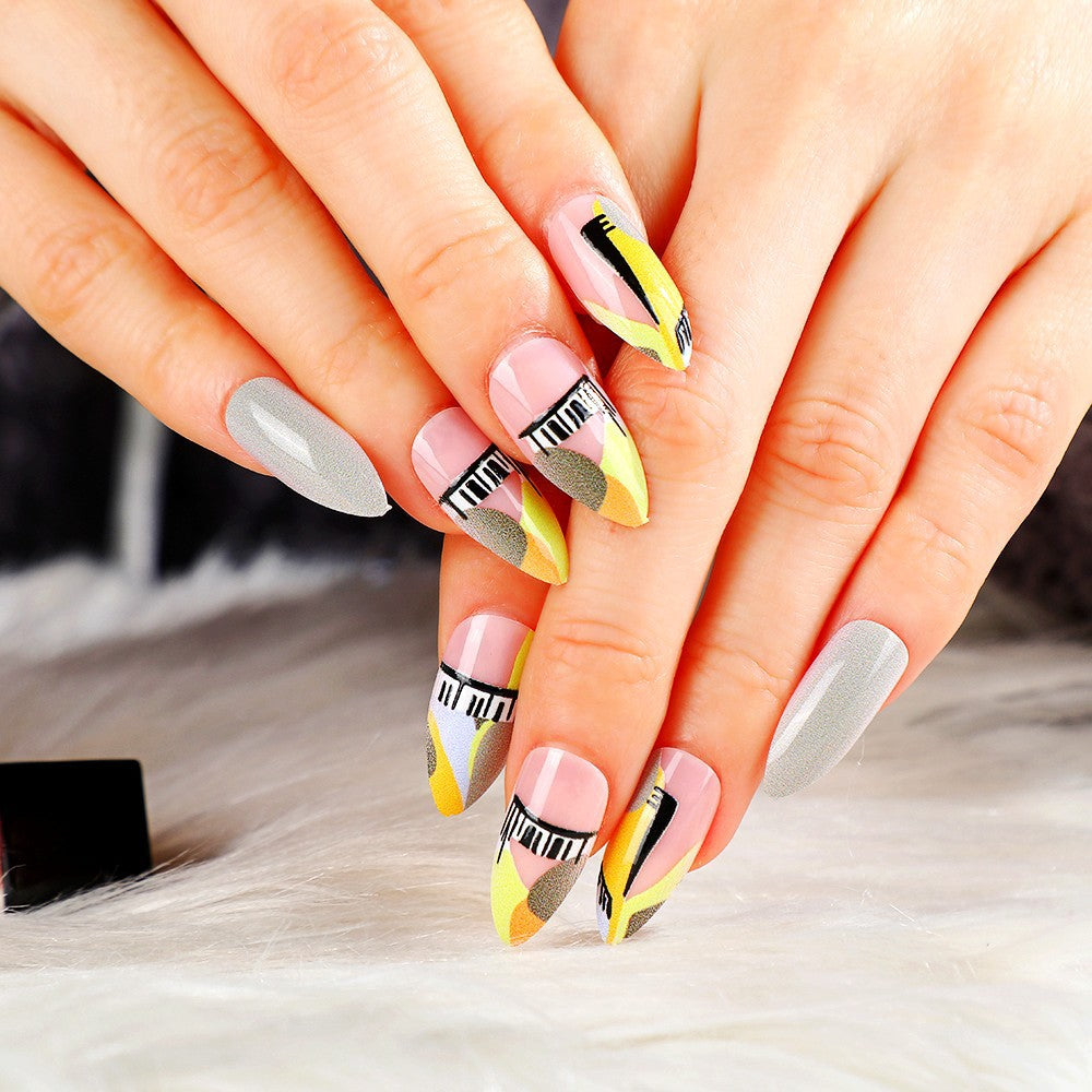 Creative design artificial nails with piano keys motif Kalsten