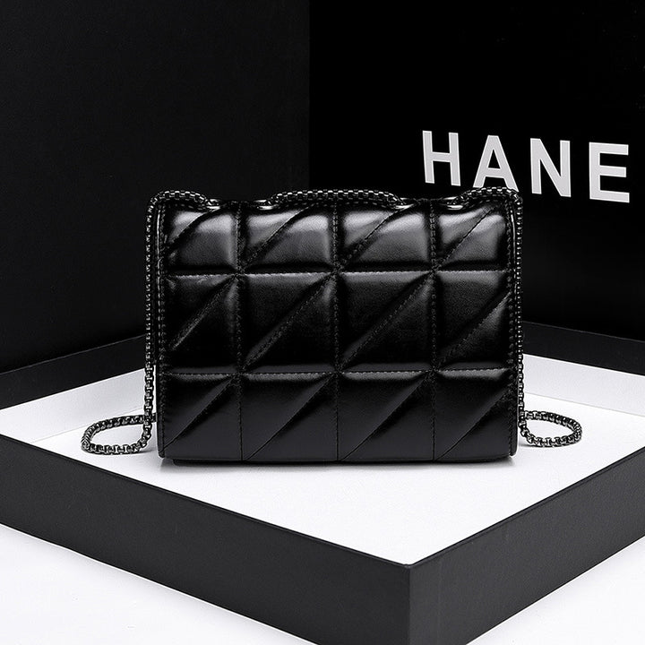 Elegant Quilted Chain-Trimmed Handbag