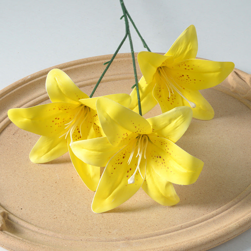 Decorative Artificial Lily Flower Arrangement