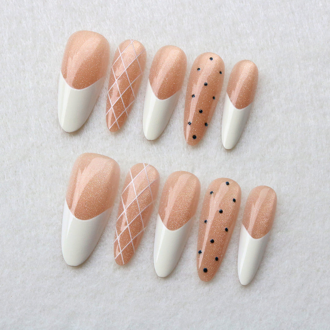 Glamorous Nail Art Press-On Set