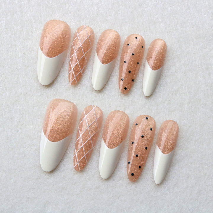 Glamorous Nail Art Press-On Set