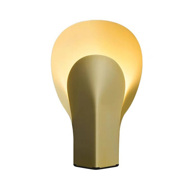 Modern Minimalist Table Lamp with Elegant Curved Shade