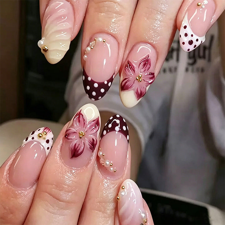 Luxury Nail Art Set with Galactic Designs Kalsten