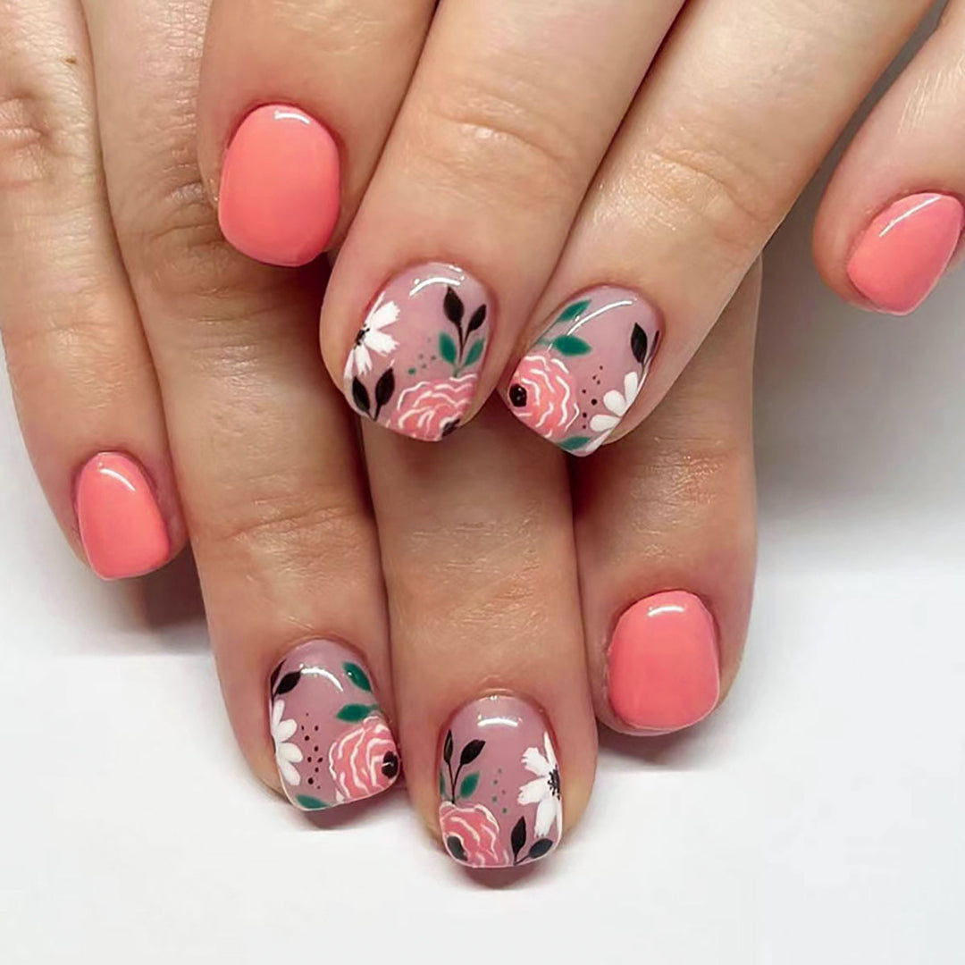 Floral Decorative Press-On Nail Set